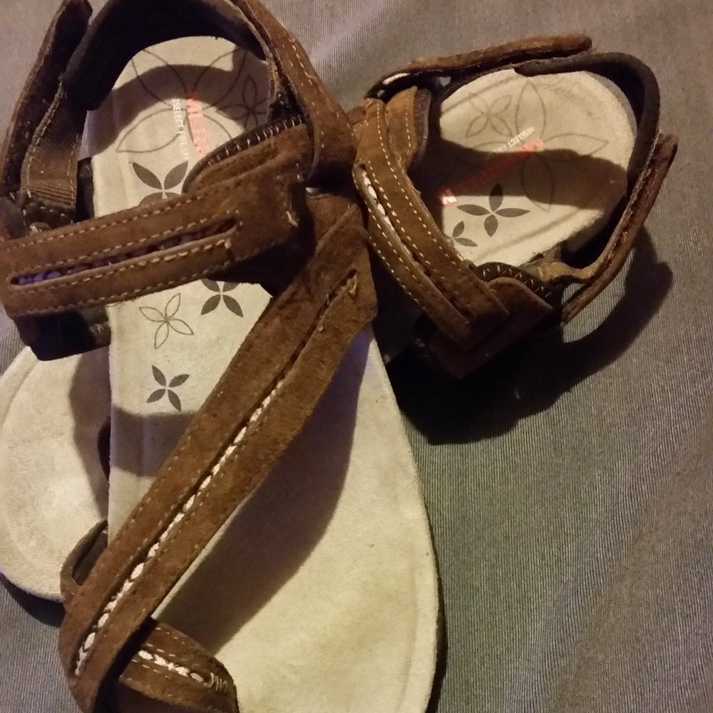 MERRELL Women's Dark Earth Performance Select Grip